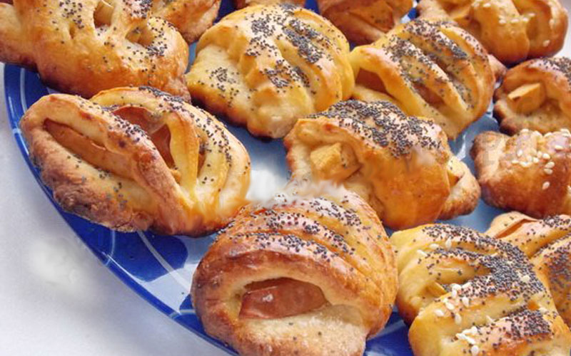 Конвертики из творожного теста с яблоками