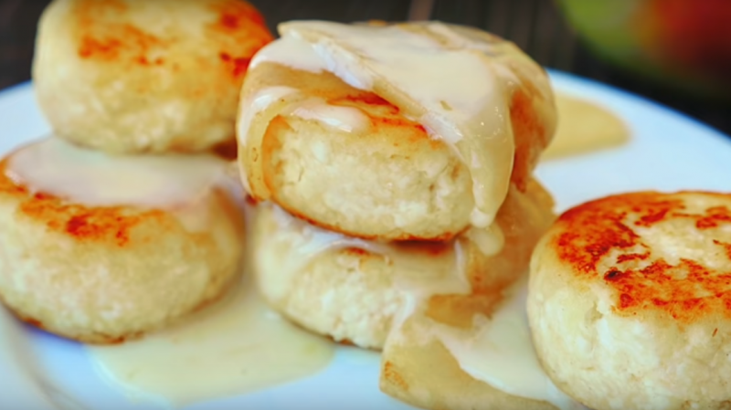 Вкусные и необычные сырники: готовим к завтраку