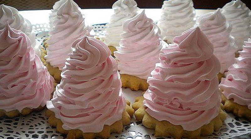 Крем «Мокрое безе»: Очень вкусный и нежный