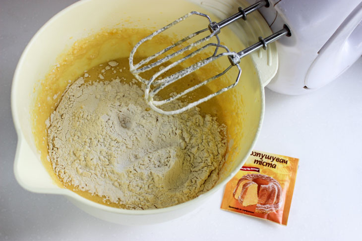 Вишенки в сметанном тесте — потрясающий пирог