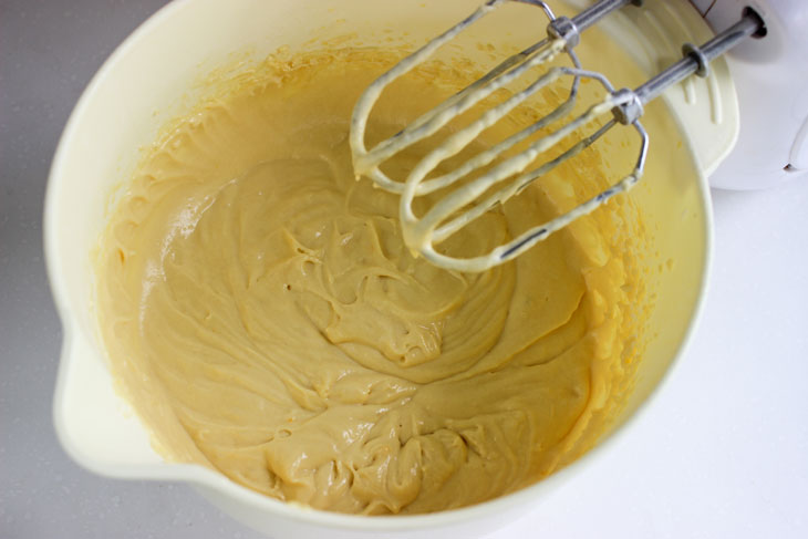 Вишенки в сметанном тесте — потрясающий пирог